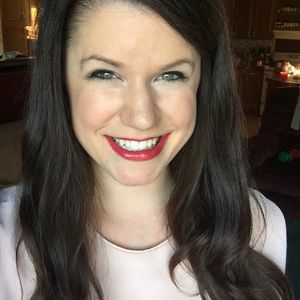 Meet your Posher, Becca